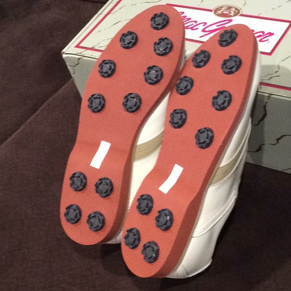 MacGregor Golf Shoes with Soft Spikes - Picture 3 of 7